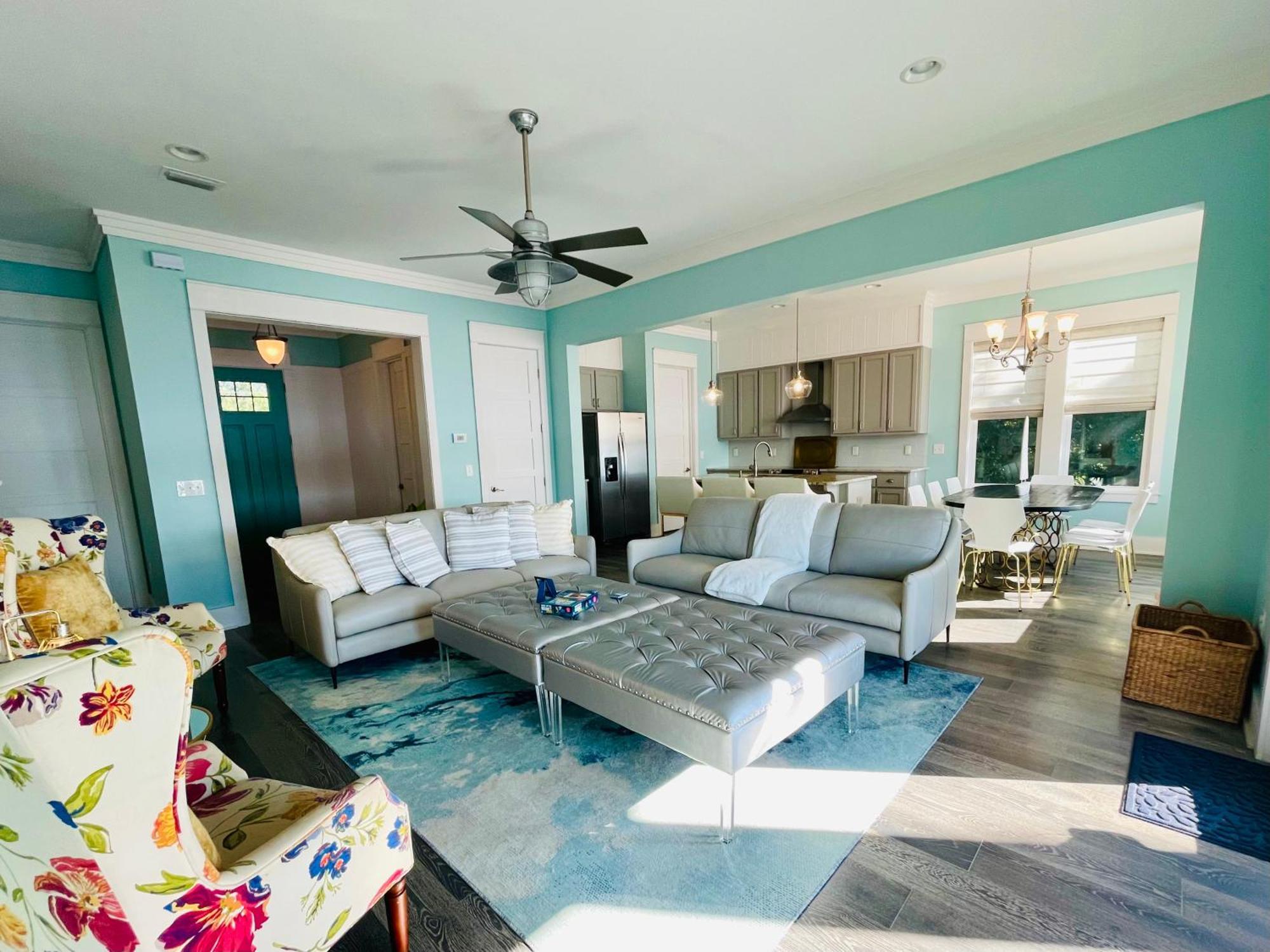 Bayfront Retreat With Private Pier For Ages Holiday home Navarre