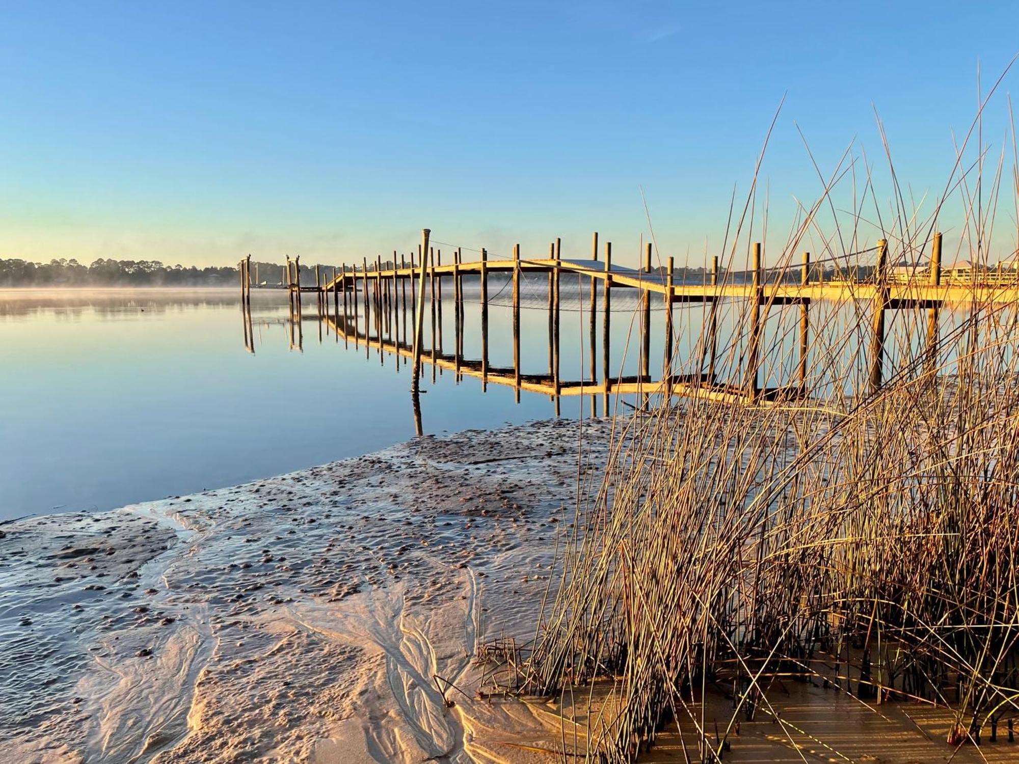 Holiday home Bayfront Retreat With Private Pier For Ages *