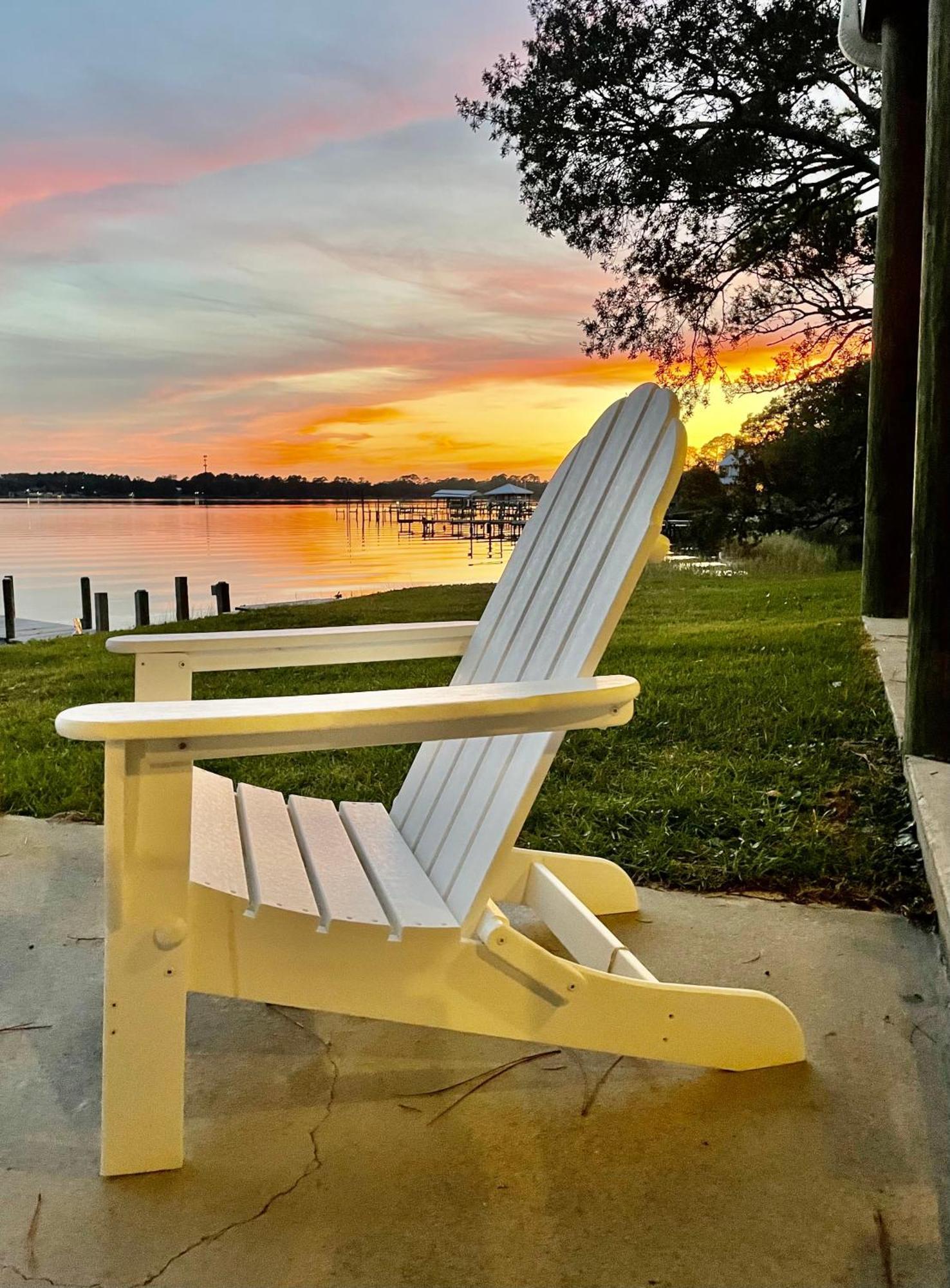 Holiday home Bayfront Retreat With Private Pier For Ages *