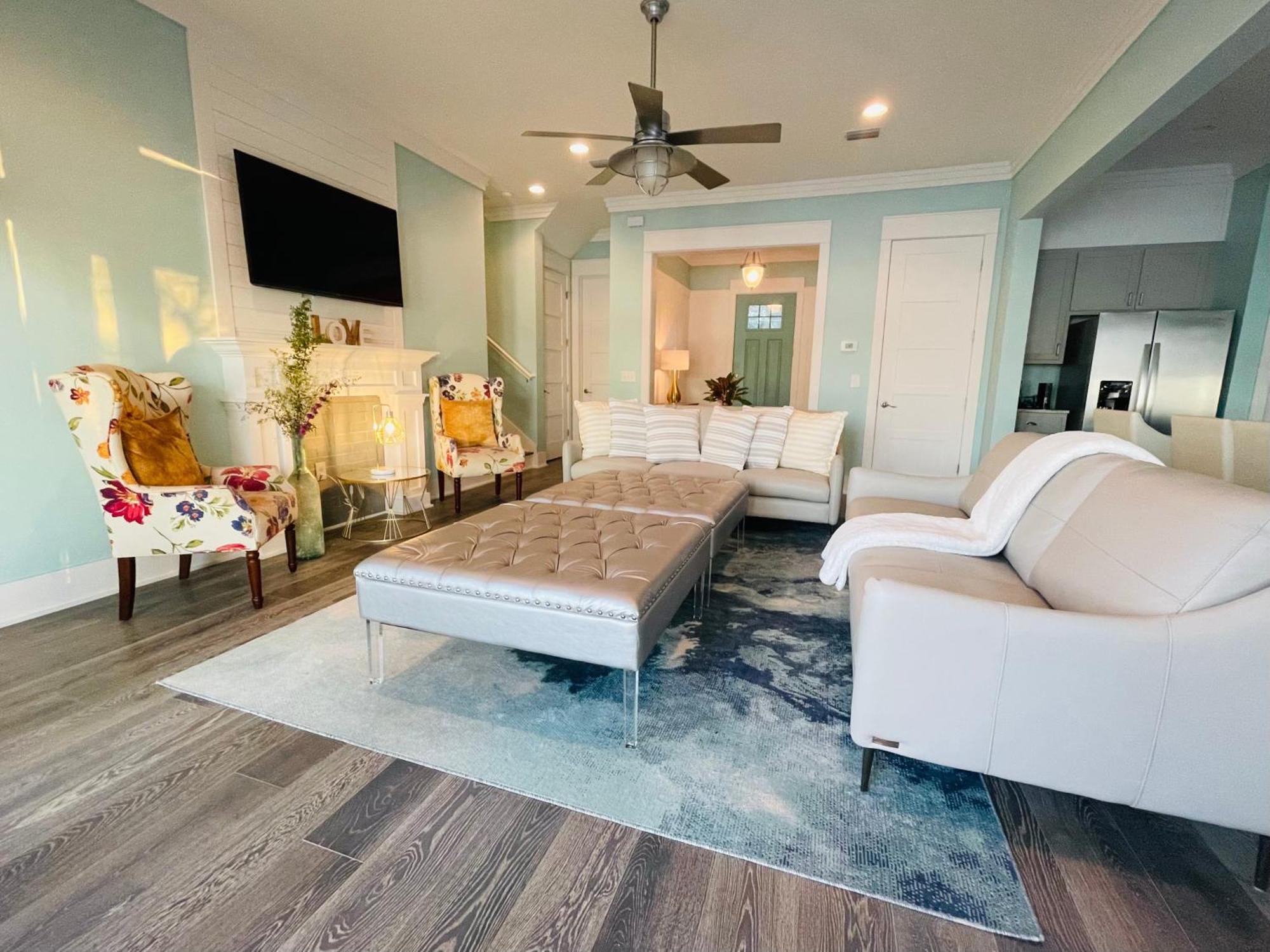 Bayfront Retreat With Private Pier For Ages * Navarre