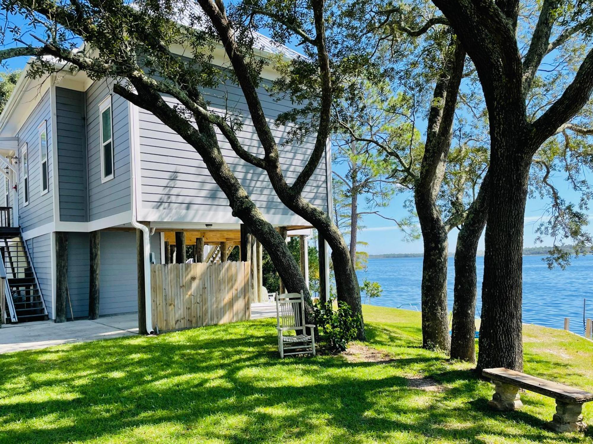 Bayfront Retreat With Private Pier For Ages Holiday home